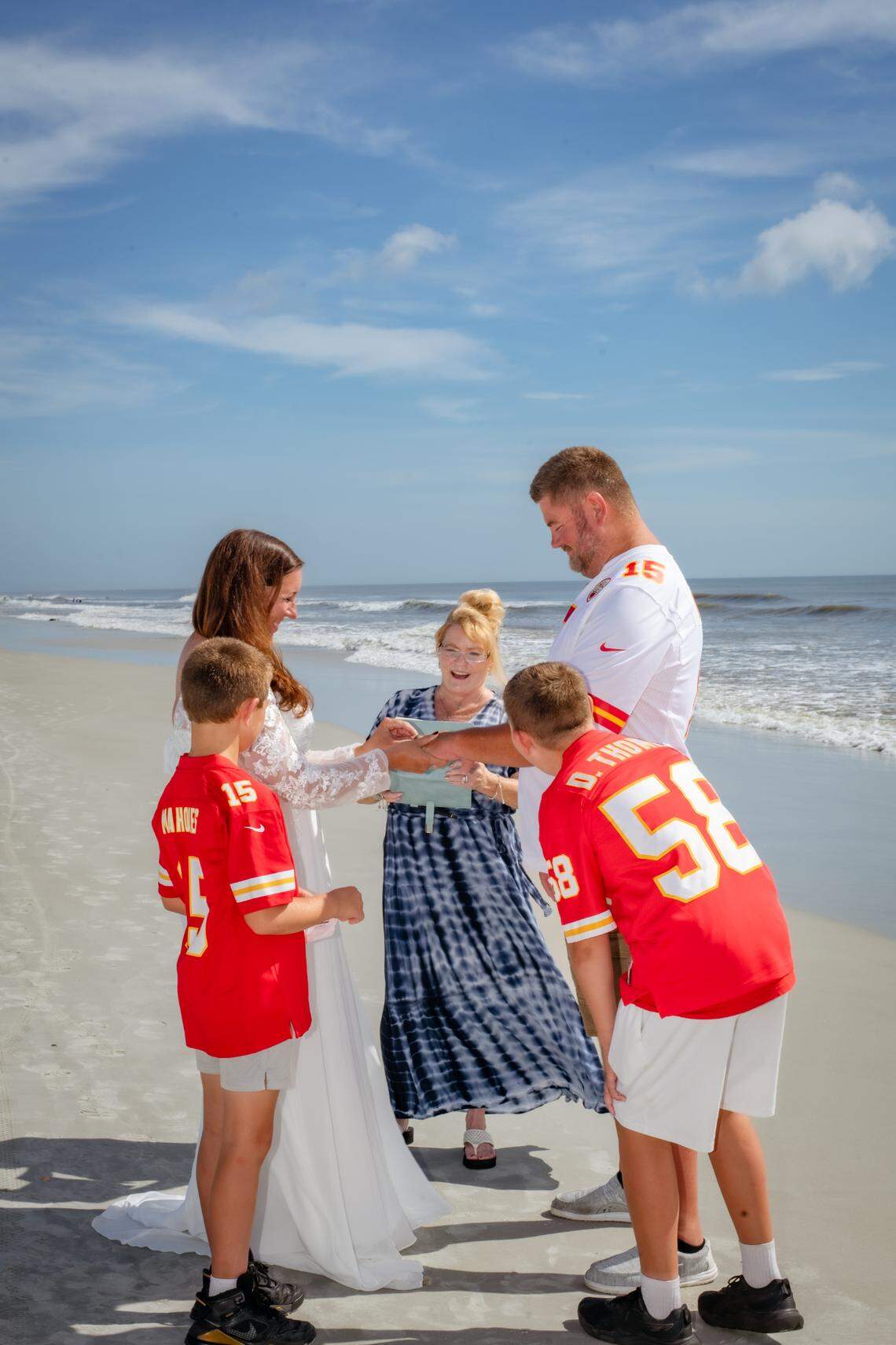Chiefs fans Jenny and Willy McLaughlin eloped last week on a Florida beach.