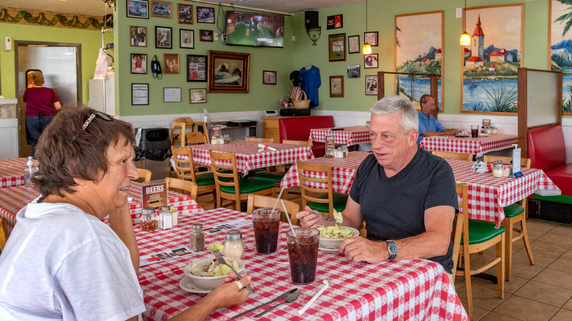 ‘NO NO NOOOOOOOO!!!!’ This Johnson County Italian restaurant closes after 62 years