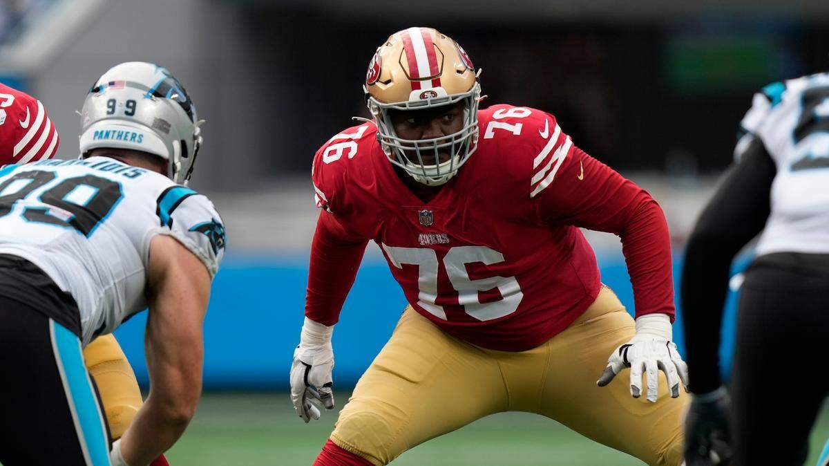 San Francisco 49ers offensive lineman Jaylon Moore during the second quarter against the Carolina Panthers at Bank of America Stadium.