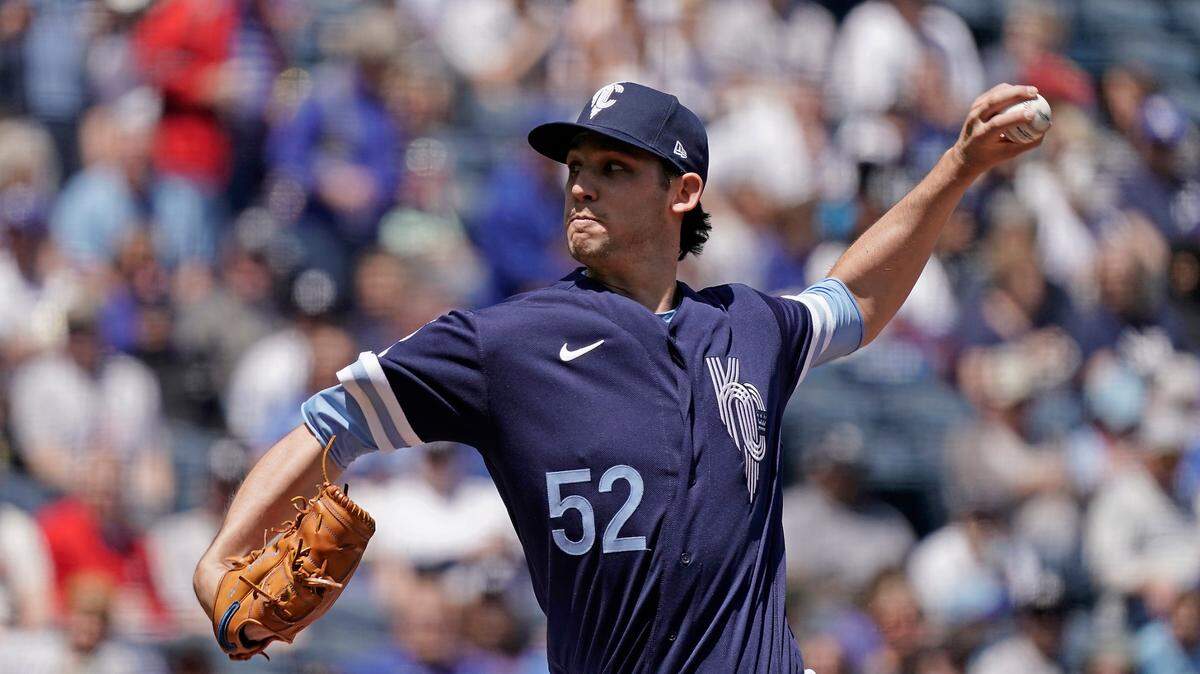 Kansas City Royals starting pitcher Daniel Lynch throws during the first inning of a baseball game against the New York Yankees Sunday, May 1, 2022, in Kansas City, Mo. (AP Photo/Charlie Riedel)