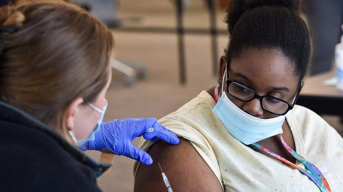 Is Kansas City’s mask mandate the right move? Officials at KU health system say so