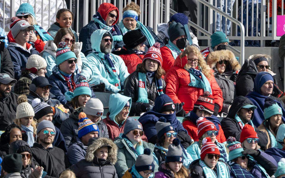 Fans brave the cold for an NWSL playoff match between the KC Current and Gotham FC at CPKC Stadium in Kansas City on Sunday, Nov. 9, 2025.
