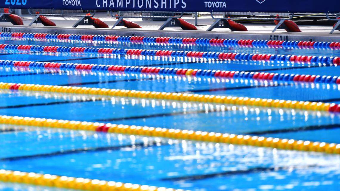 Shawnee Mission East edges Blue Valley West to claim Kansas 6A swim & dive title