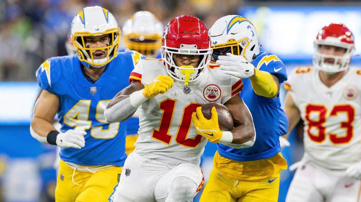 Here’s what the Vegas odds say about the Kansas City Chiefs-L.A. Rams game Sunday