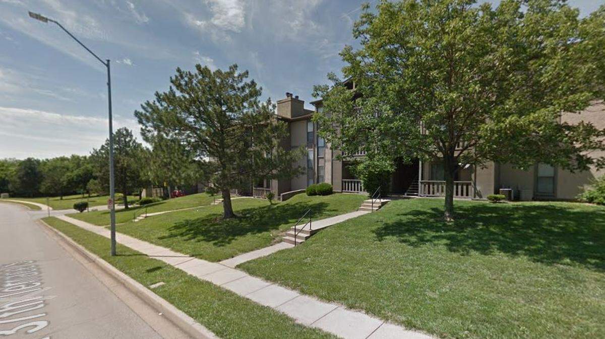 Police removed an "improvised explosive device" Monday from the Independence Ridge Apartments complex at 19012 E 37th Terrace South in Independence. This Google Maps Street View image was taken in the area in June 2017.
