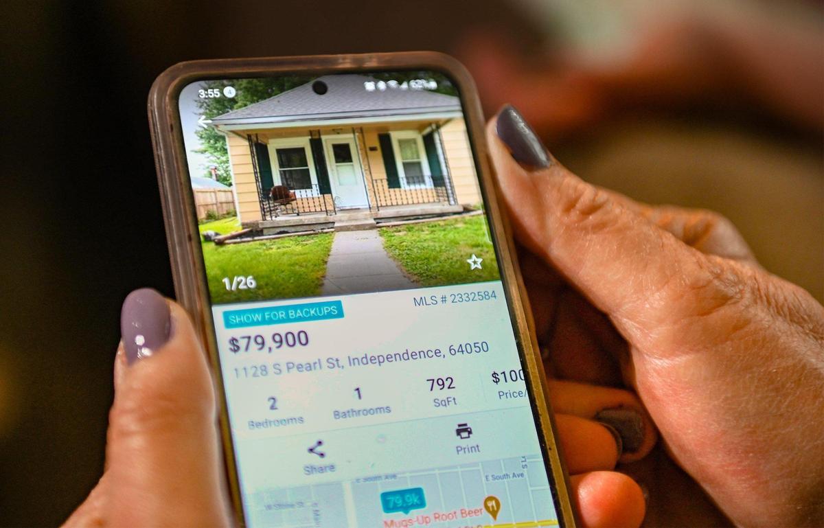 Angie Gumminger recently looked over real estate listings on her phone, hoping to find a home for sale close to the square in Independence in the $100,000 price range.