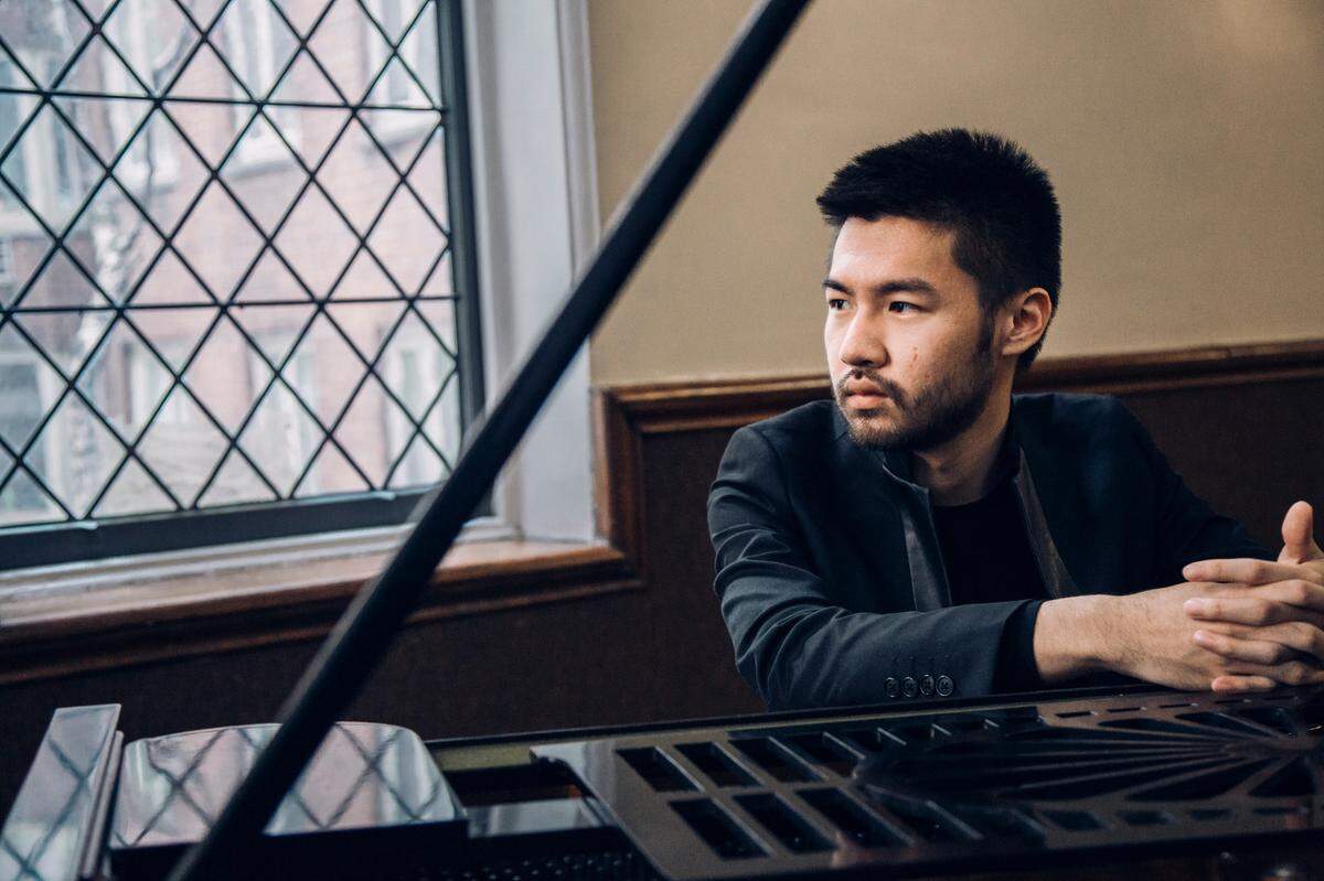 Conrad Tao will be the piano soloist on the world premiere of his next piano concerto.