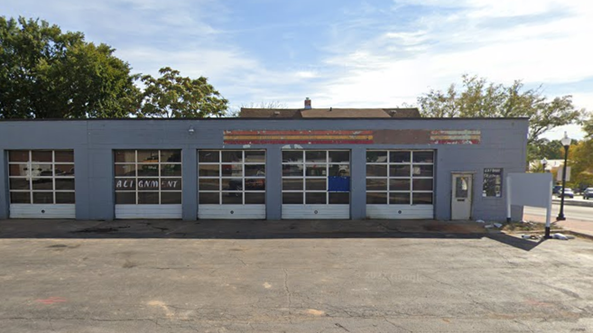 Hank’s Garage and Grill is set to open at 5801 Nieman Road, Shawnee, in the summer.