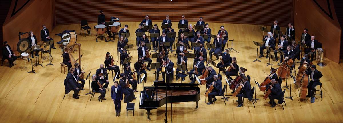 Pianist Stanislav Ioudenitch performs with the KC chamber Orchestra.