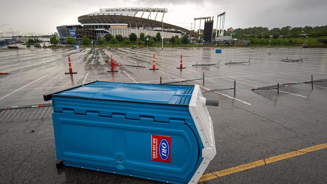 Two confirmed tornadoes strike Kansas City metro. Here’s where damage was found