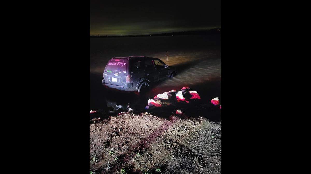 A 33-year-old Belton man was arrested by Cass County Sheriff’s Office deputies after a police pursuit that ended in Longview Lake. He is charged with felony resisting arrest.