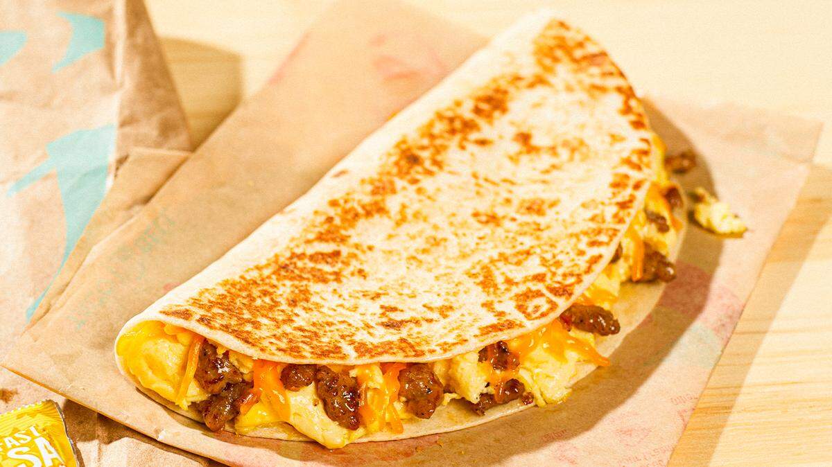 Taco Bell rewards members will receive an in-app offer for a free toasted breakfast taco on select Tuesdays in October.