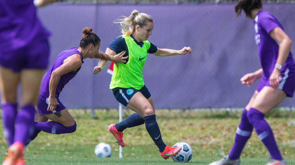 Amy Rodriguez maneuvers the ball for her KC NWSL team Wednesday at Orlando, where the visitors prevailed 1-0 in their official preseason opener.