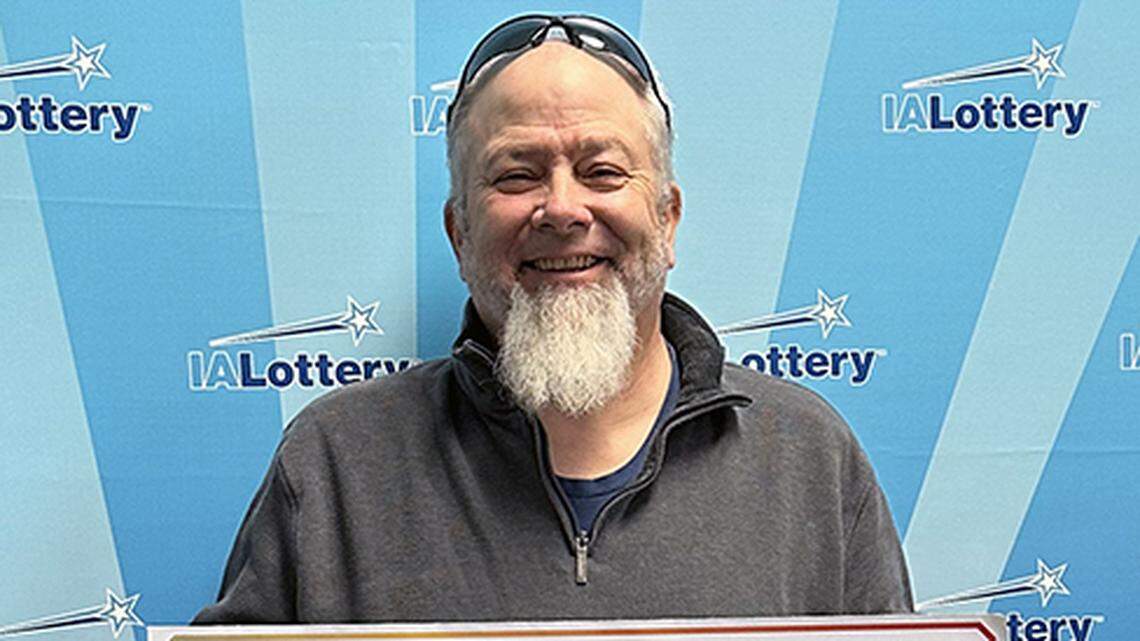 Michael Bechthold with his oversized check.