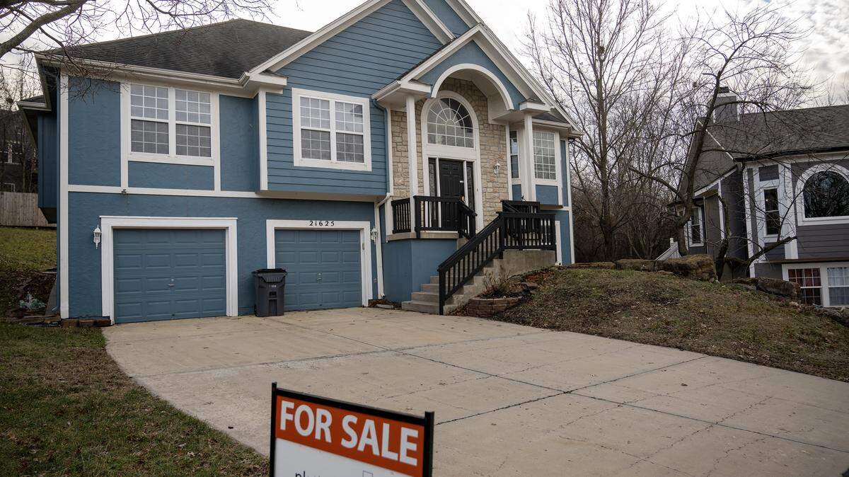 A 4-bedroom, 3-bathroom home for sale at 21600 block of W. 122nd Terr., in Olathe. The home is listed for $417,000. It was seen on Friday, Jan. 9, 2025.
