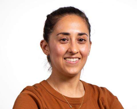 Profile Image of Emily Curiel