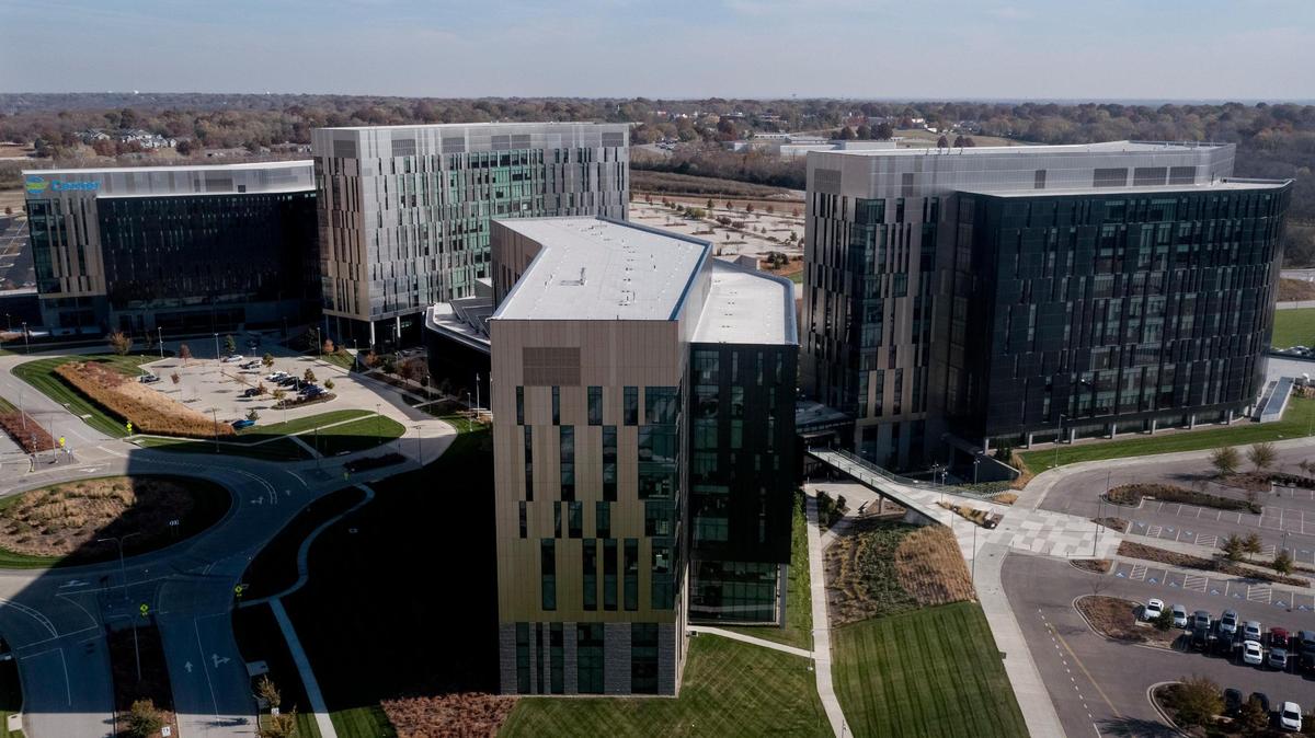 Oracle plans to vacate most of Cerner’s real estate in Kansas City following its purchase of the healthcare IT firm this summer. Oracle Cerner told employees over the weekend that the company would vacate its world headquarters campus in North Kansas City and one of its South Kansas City campuses. The company will consolidate its local workers at its Innovations campus, shown here, near Interstate 435 and Bannister Road. Located at the former Bannister Mall site, Cerner unveiled the first phase of that 290-acre campus in 2016.