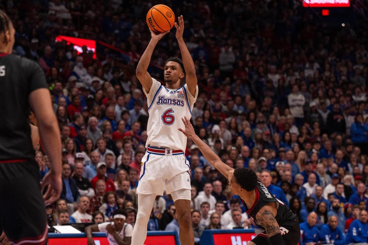Rylan Griffen averaged 6.3 points, 2.1 rebounds and 1.4 assists in 20.2 minutes per game at Kansas during the 2024-25 season.