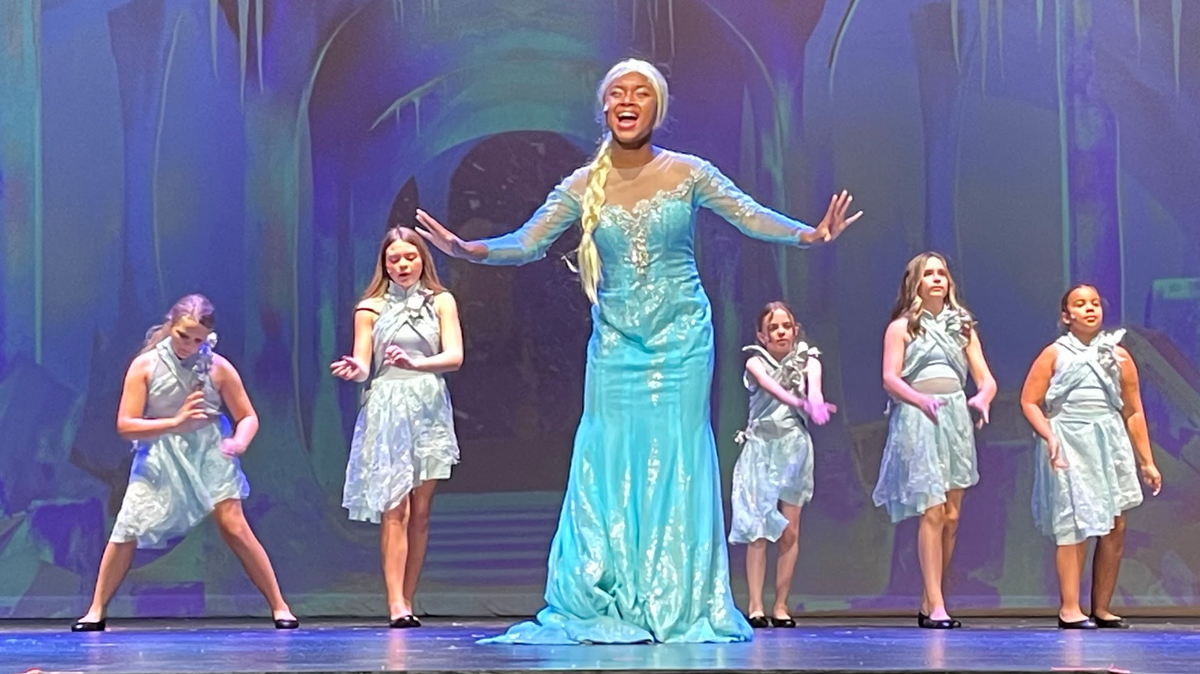 Kennedy Perkins rehearses her role as Elsa in “Frozen,” backed by from left, Mallory Brown, Mady Marsh, Teagan Vizzacchero, Josephine Yannotta and Shayne Hammonds.