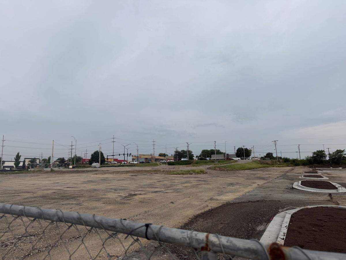 A new QuikTrip is being built at S. Mur-Len Road and 135th Street in Olathe.