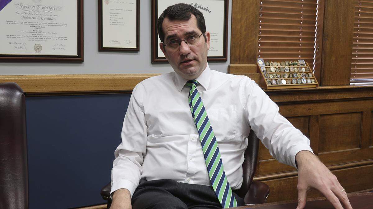 Kansas Attorney General Derek Schmidt is letting partisan GOP calls for so-called “audits” of the 2020 election muddy the water.