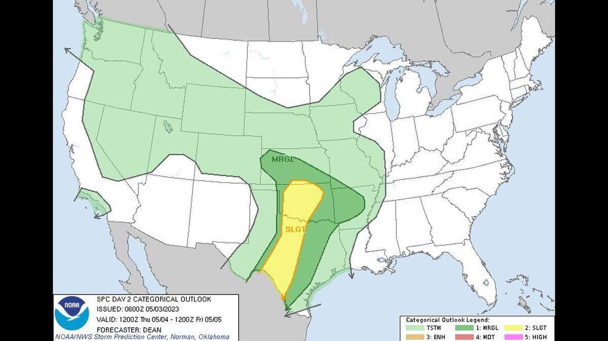 Rain showers and thunderstorms are expected to push through the Kansas City area Thursday into Friday. Severe weather, however, is expected to stay to the southwest of metro, according to the National Weather Service’s Storm Prediction Center.