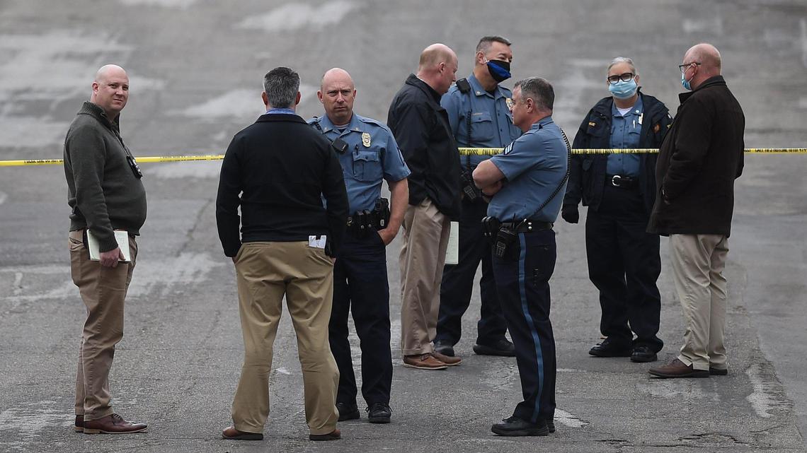 Are Kansas City area police officers getting vaccinated? Many departments don’t check