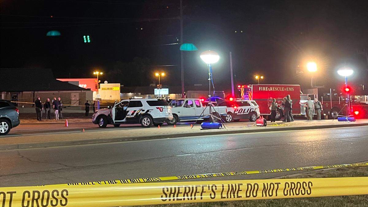 The scene from a shooting Saturday evening in Excelsior Springs. A police officer and another person were hospitalized, according to the Clay County Sheriff’s Office.