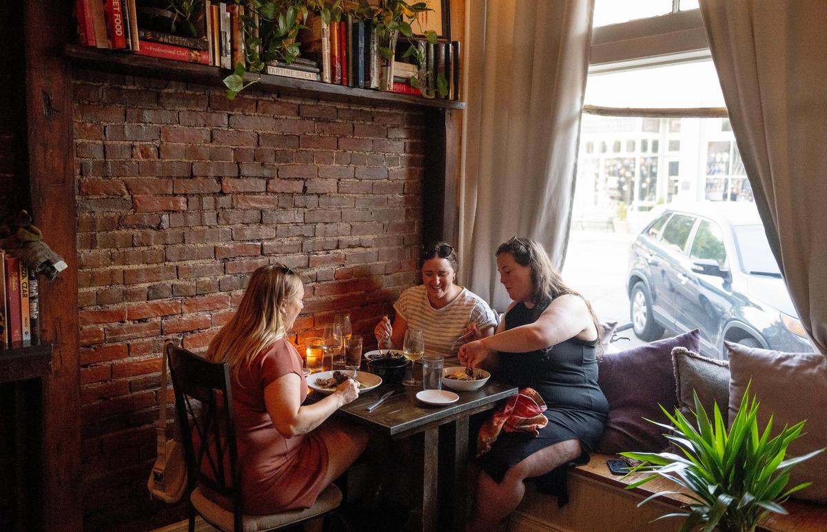 Noah’s Cupboard featured just four tables. It’s reopened as a market and deli.