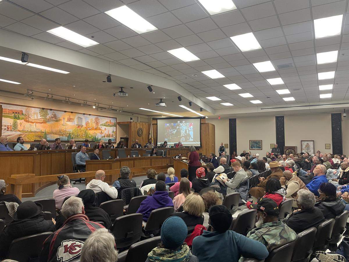 Wyandotte County residents pack the room where officials held a public hearing about the Kansas City Chiefs’ plans to move to Kansas on the evening of Feb. 3, 2026, in downtown Kansas City, Kansas.