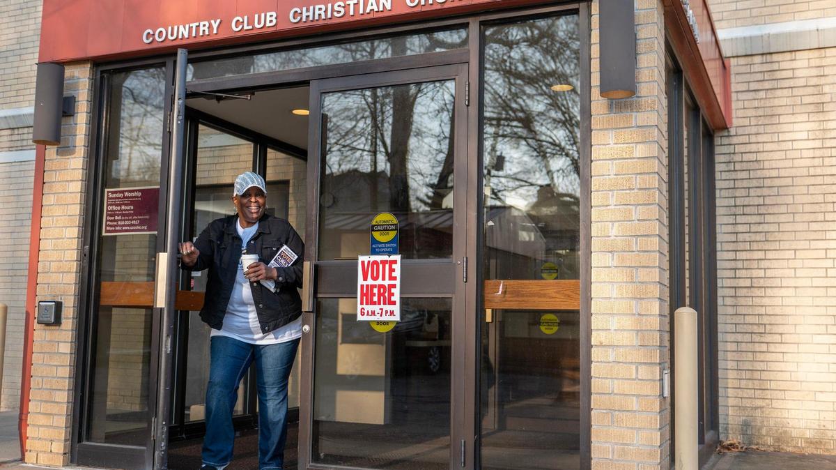 Cathryn Williams cast her ballot Tuesday at Country Club Christian Church in Kansas City.