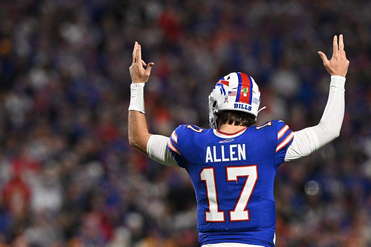 Buffalo Bills quarterback Josh Allen signals TD against the Kansas City Chiefs during an NFL Week 9 game at Highmark Stadium in Orchard Park, New York, on Sunday, Nov. 2, 2025.