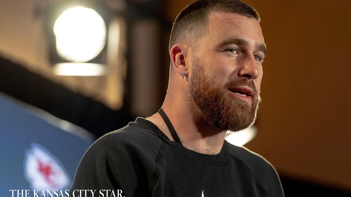 In a People magazine Readers’ Choice poll, Kansas City Chiefs tight end Travis Kelce was named Sexiest Athlete of 2023.