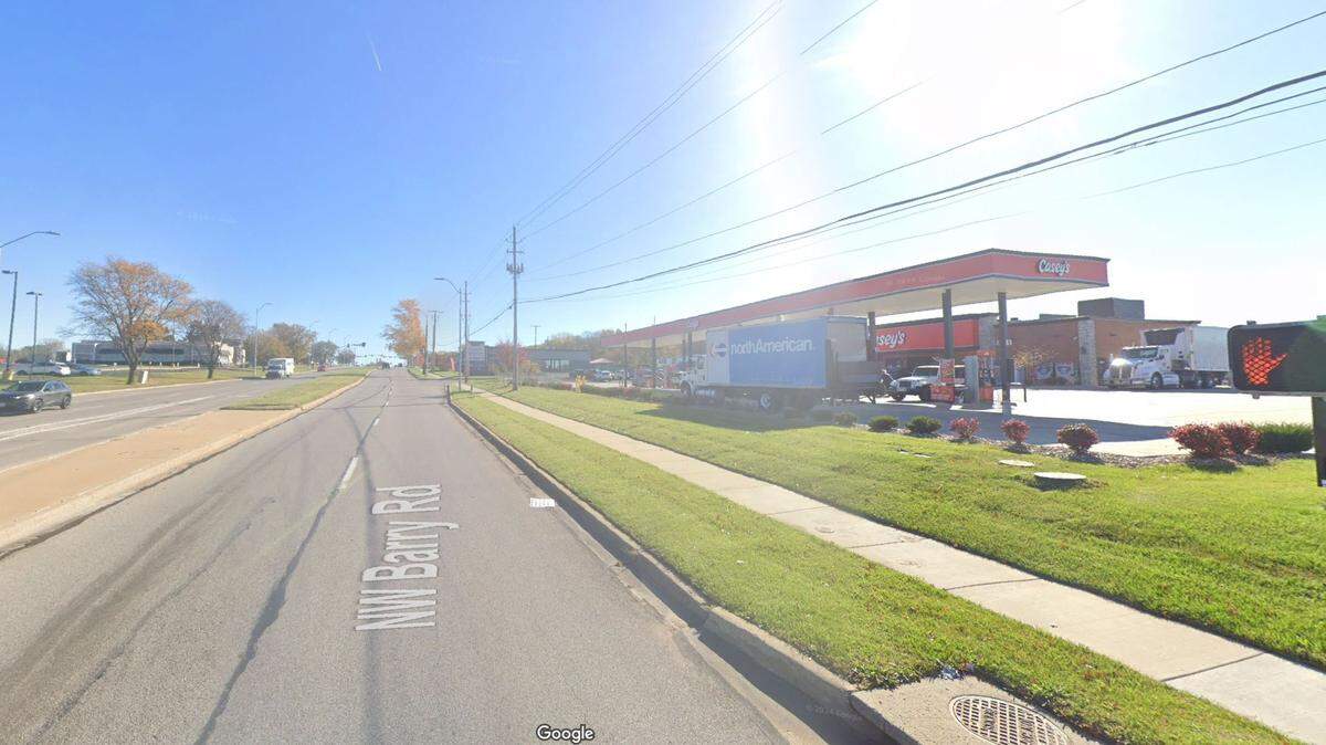 A motorcyclist died in a crash after entering a driveway Sunday afternoon in the 500 block of Northwest Barry Road in Kansas City’s Northland, a police spokesperson said. The motorcycle rolled on top of the rider. The motorcyclist was taken to a hospital where the person was pronounced dead. This Google Maps Street View image of the area is from November.