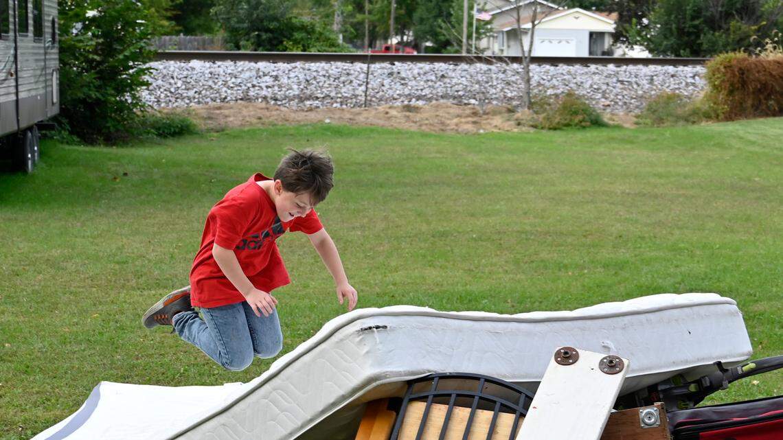 ‘This will kill people’: Small town fights $31B merger of KC Southern, Canadian Pacific