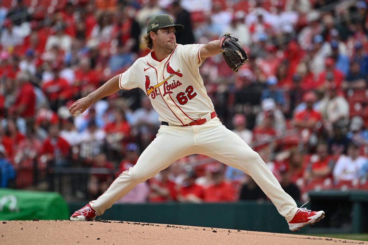 Cardinals starting pitcher Kyle Leahy works against the Royals during a game at Busch Stadium in St. Louis on Saturday, May 16, 2026.