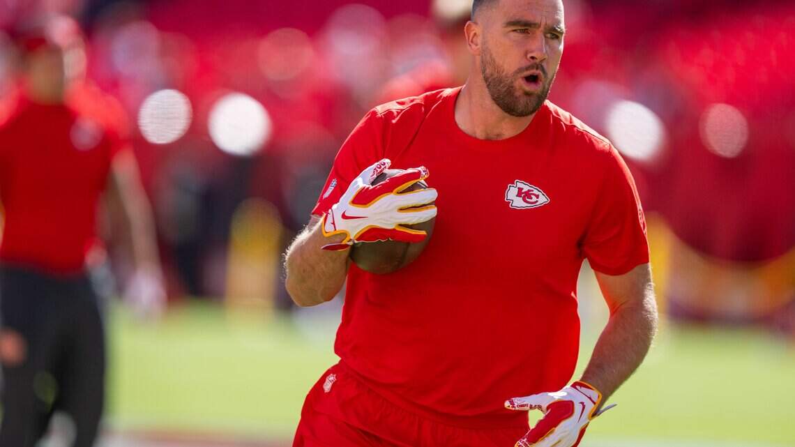 Taylor Swift and Travis Kelce: Seven photos from Sunday’s Chiefs game in KC