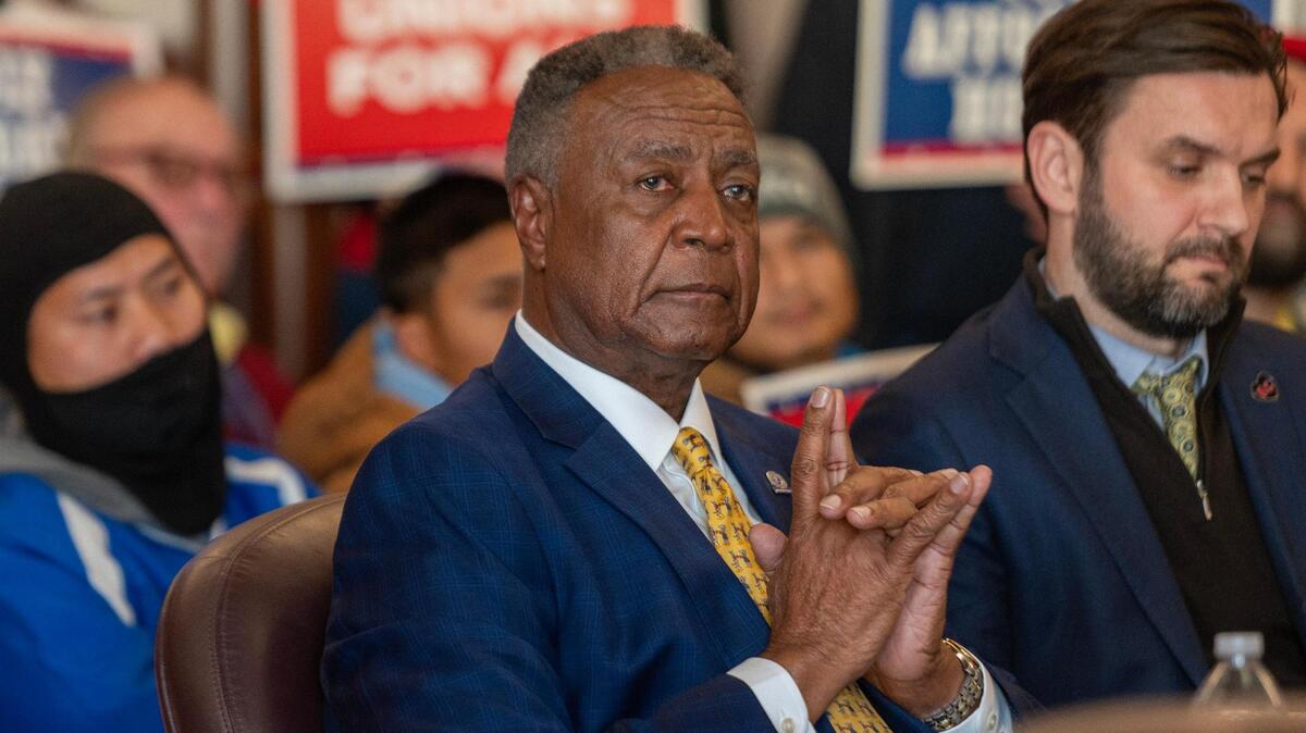 The Jackson County executive says a legislator’s plan to sell the facility to Kansas City for $1 would cost taxpayers millions.