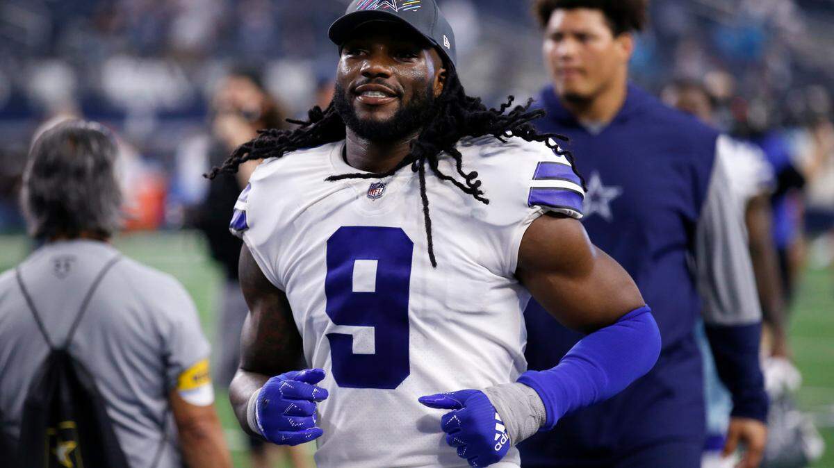 Dallas Cowboys linebacker Jaylon Smith leaves the field after an NFL football game against the Carolina Panthers in Arlington, Texas, Sunday, Oct. 3, 2021. (AP Photo/Roger Steinman)