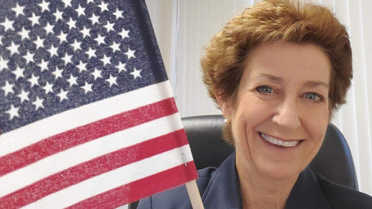 Sandi Weaver offers strategies to plan for financial independence when saving for retirement.