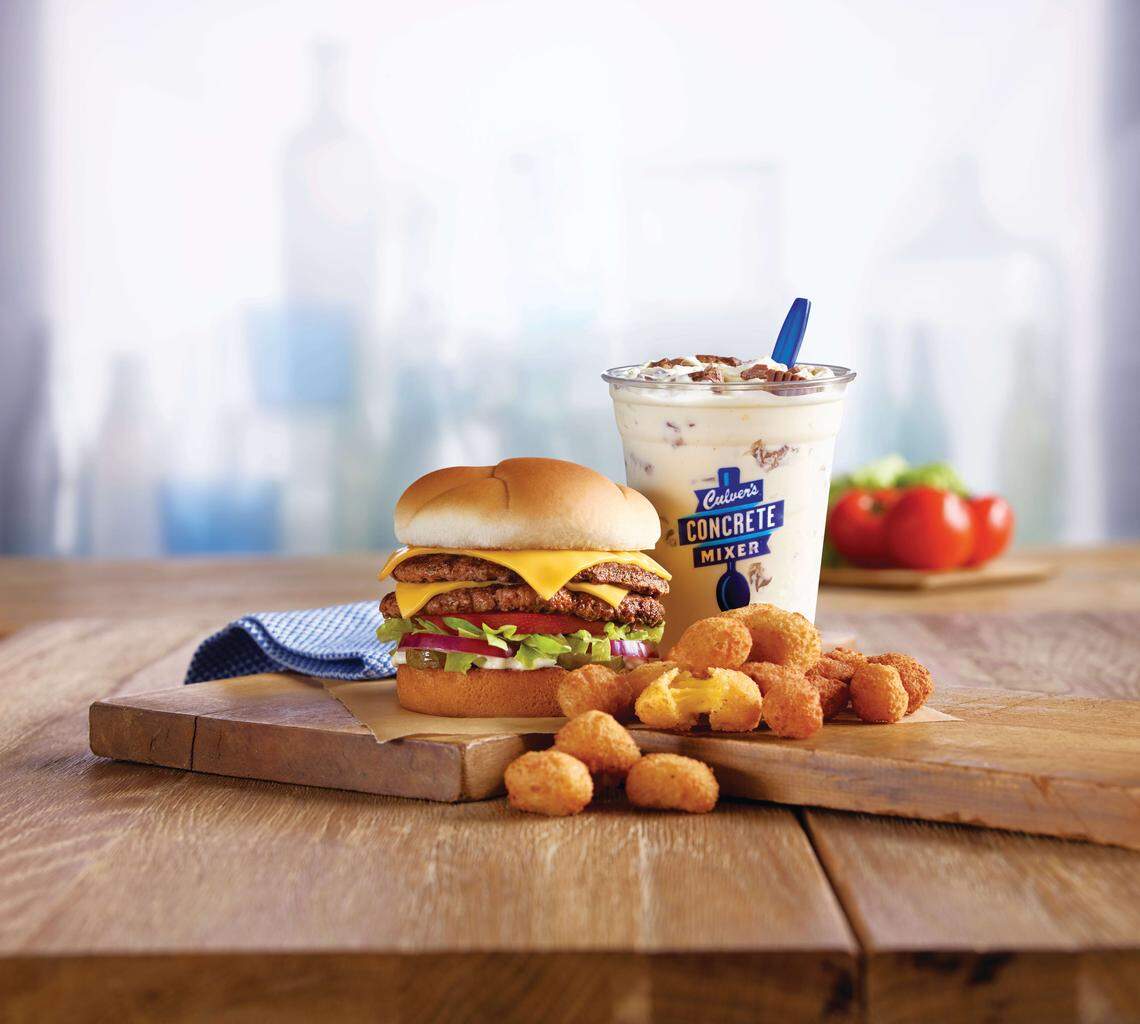 Culver’s, a Wisconsin-based burger franchise, is set to open in the Northland’s Zona Rosa shopping center this summer.
