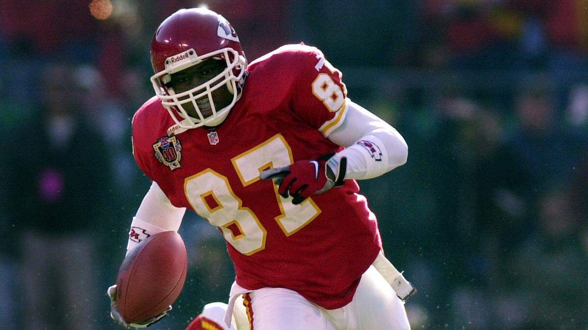 Tamarick Vanover played in the NFL from 1995 to 2002. He played for the Kansas City Chiefs for most of his NFL career.