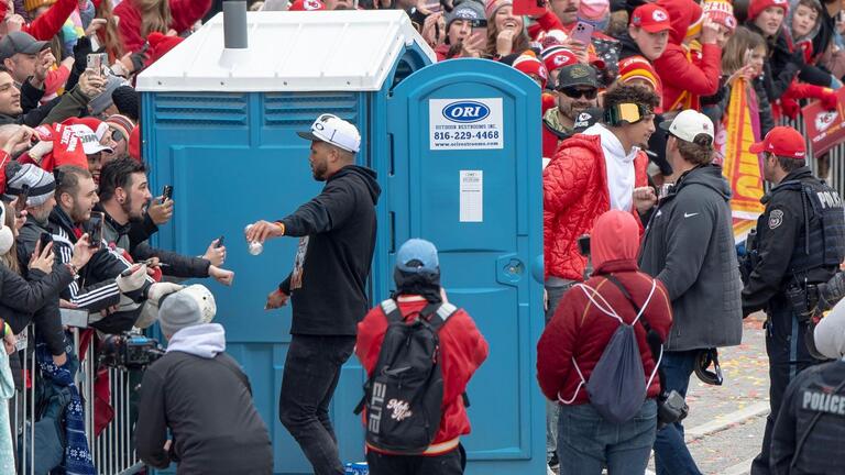 Chiefs fans at parade even cheered Patrick Mahomes when he emerged from a Porta Potty
