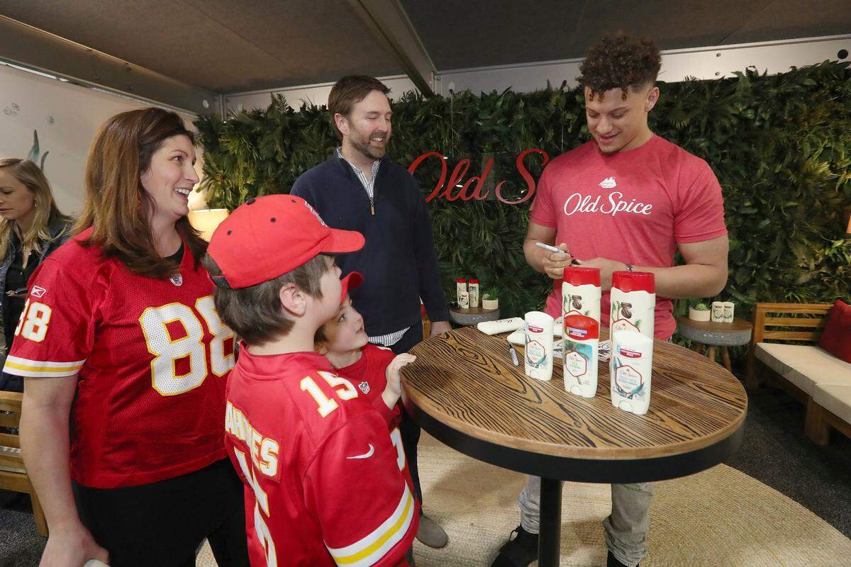Chiefs quarterback Patrick Mahomes obliged a multitude of fans Friday during an autograph and meet-and-greet session in Atlanta, site of the Super Bowl.