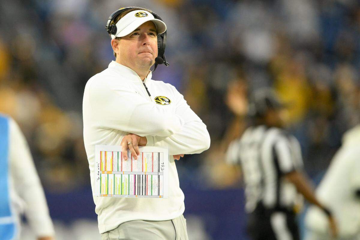 Missouri Tigers head coach Eliah Drinkwitz watches the clock against the Iowa Hawkeyes during the second half at Nissan Stadium on Dec. 30, 2024.