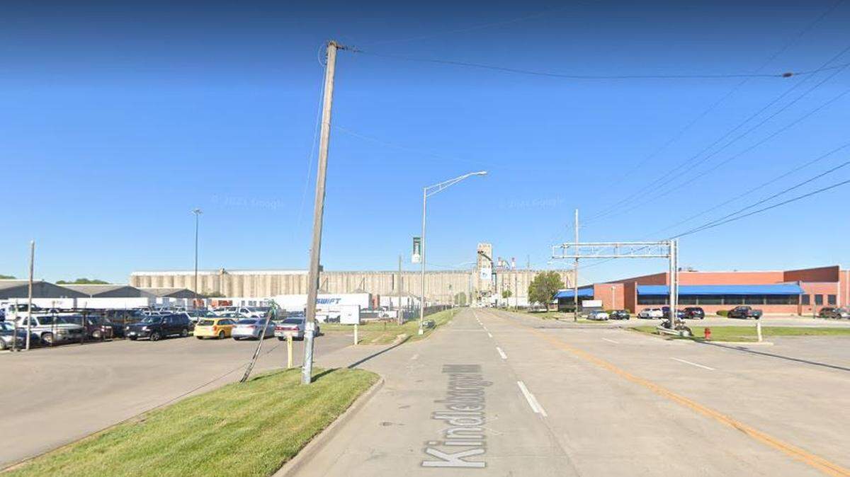 Kansas City, Kansas, police investigated a homicide in the 800 block of Kindleberger Road. This Google Maps Street View image shows the area.