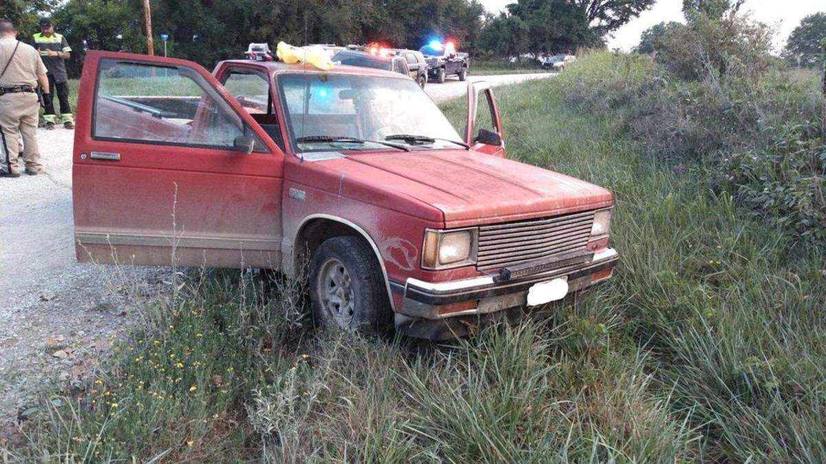 Authorities discovered suspected dynamite in a 1988 Chevy S-10 pickup on Thursday after a Henry County man led Cass County Sheriff’s deputies on a police chase.