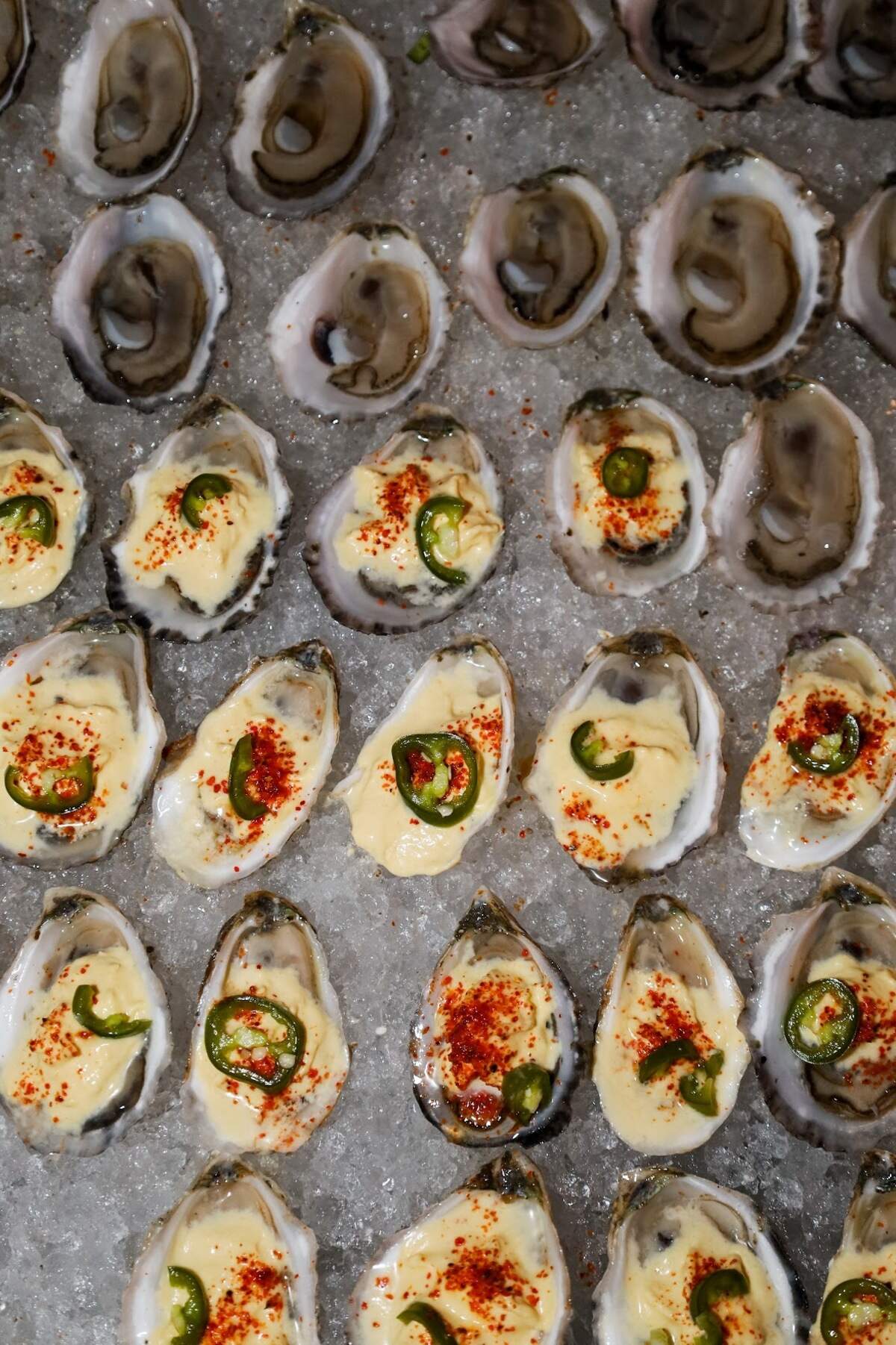 Let’s Dish: new KC raw bar, Northland favorites and more | Kansas City Star