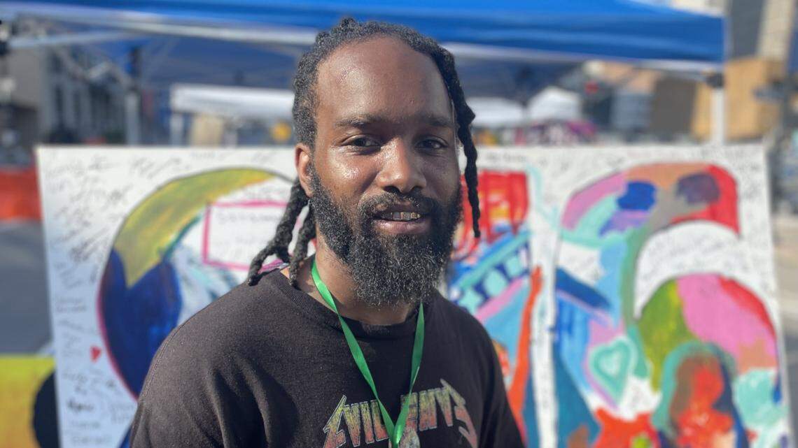Deaunte Thomas uses portraits, murals and teaching to heal Kansas City communities, donating art to grieving families and serving as artistic director for the 18th and Vine Arts Festival.
