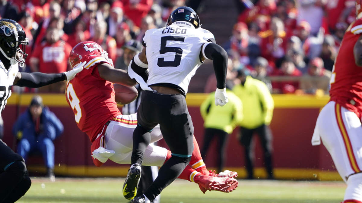 Referees didn’t adequately explain themselves, but they didn’t make a mistake.